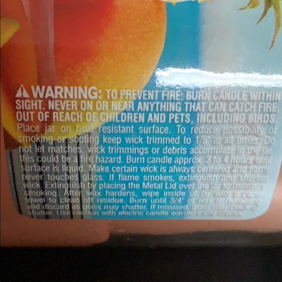 Maui Wowie Mango Smoke Odor Candle - Picture 4 of 5